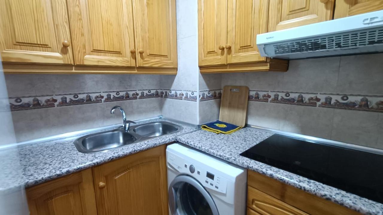 Apto Ana. Malaga Centro エクステリア 写真